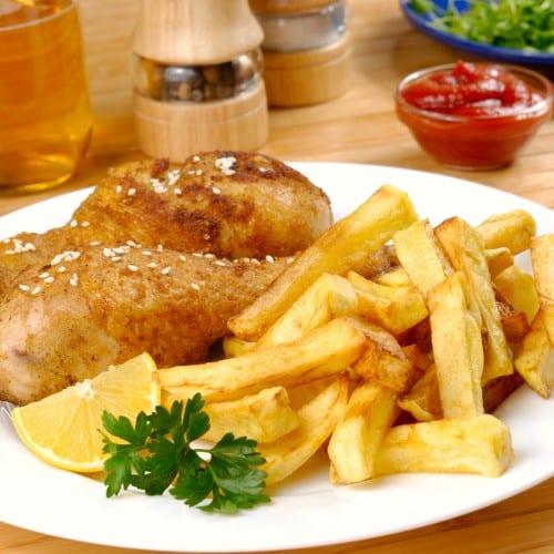 Papas Y Pollo.