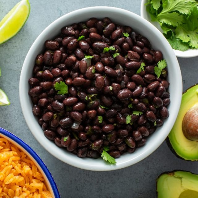 Frijoles.